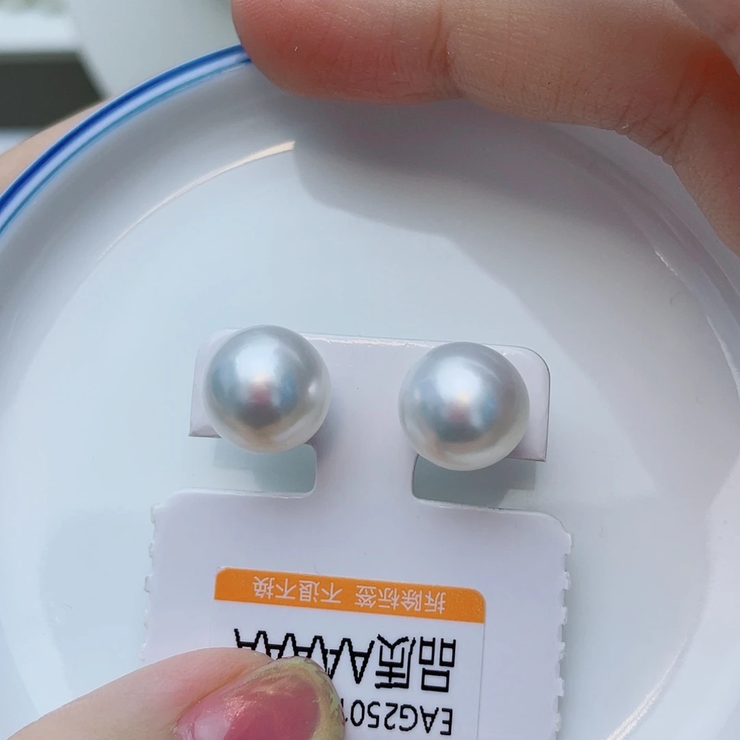 耳饰18K金镶嵌海水珍珠w22