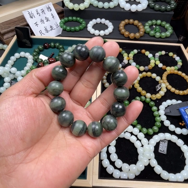 和田玉手串未镶嵌