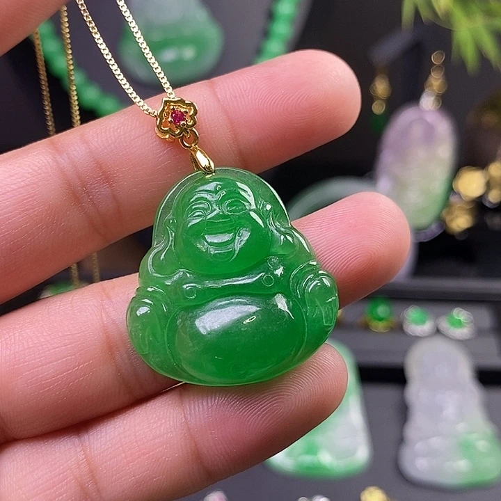 翡翠未镶嵌吊坠(赠链)虎**下