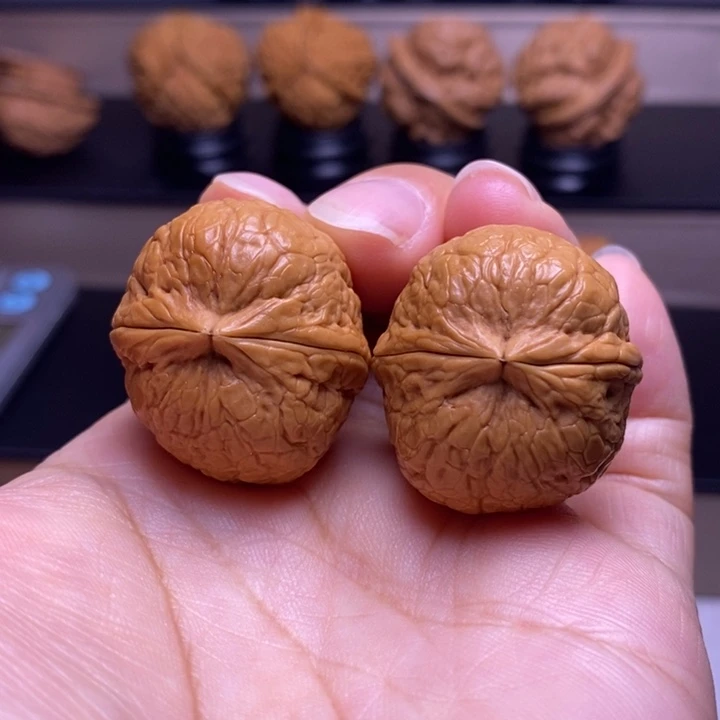 把件文玩核桃蛇皮球25