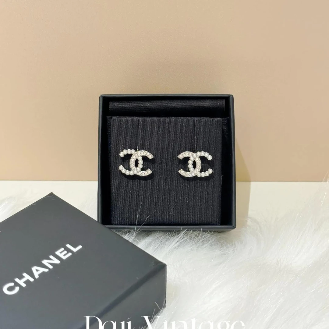 99新 Chanel/香奈儿 大吉中古/香奈儿银色水钻珍珠拼接耳钉