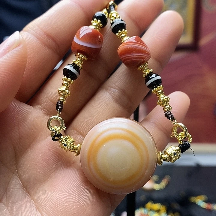 玛瑙/玉髓合金颈饰