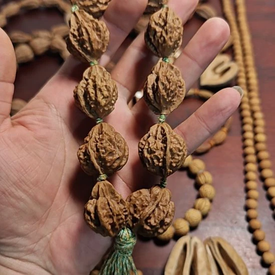 文玩核桃把件钱袋子手持