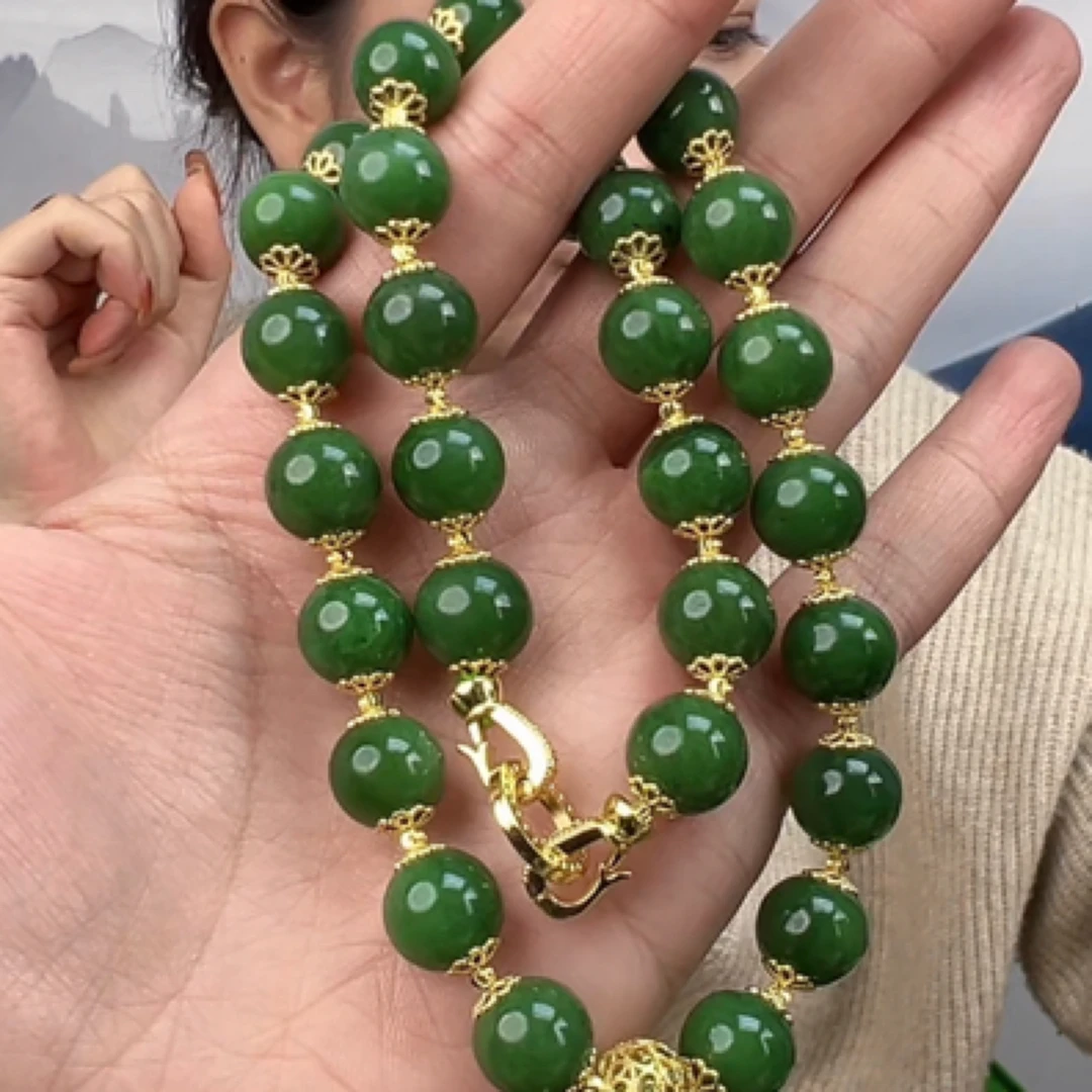 天然和田玉碧玉圆珠项链辣阳绿色12
