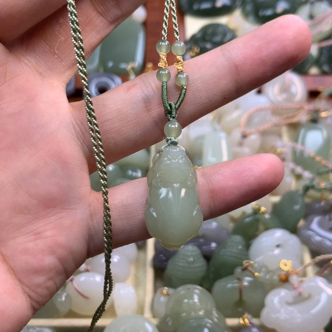 【闪购商品】和田玉未镶嵌颈饰