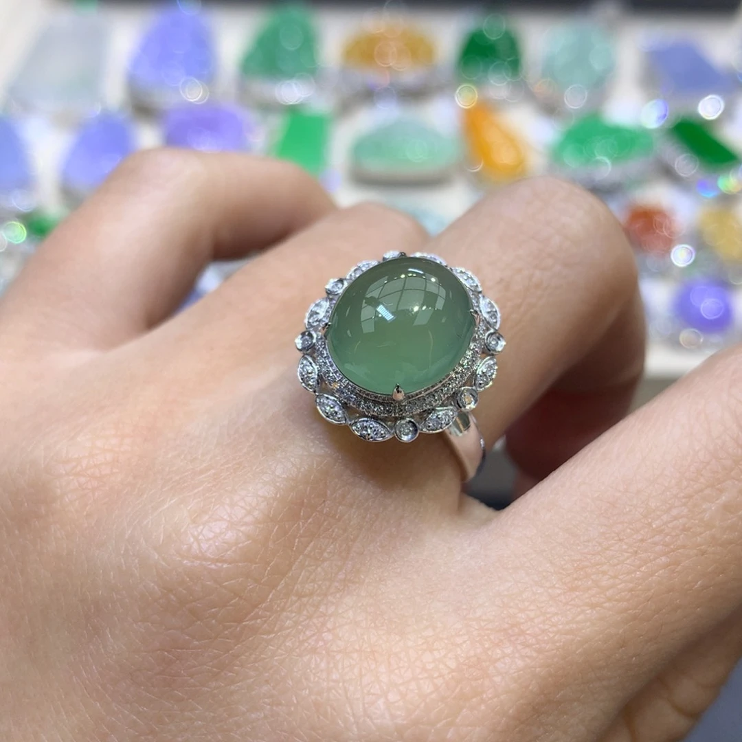 翡翠吊坠(不含链)18K金镶嵌翡翠