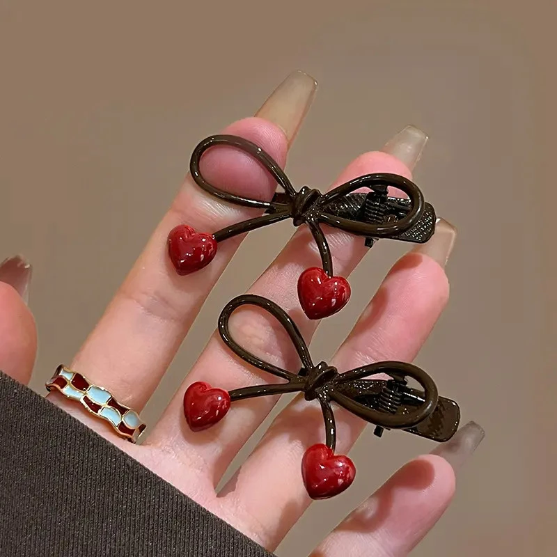 2025新款蝴蝶结发夹女咖色爱心边夹侧边前额发卡刘海夹子高端头饰