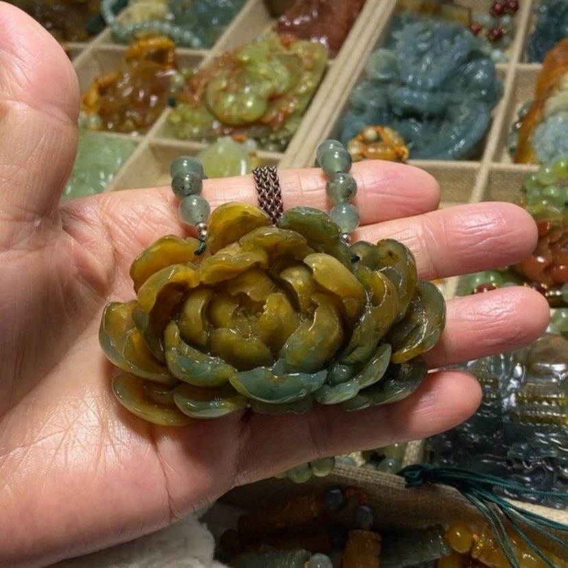 【闪购商品】蛇纹石玉未镶嵌颈饰