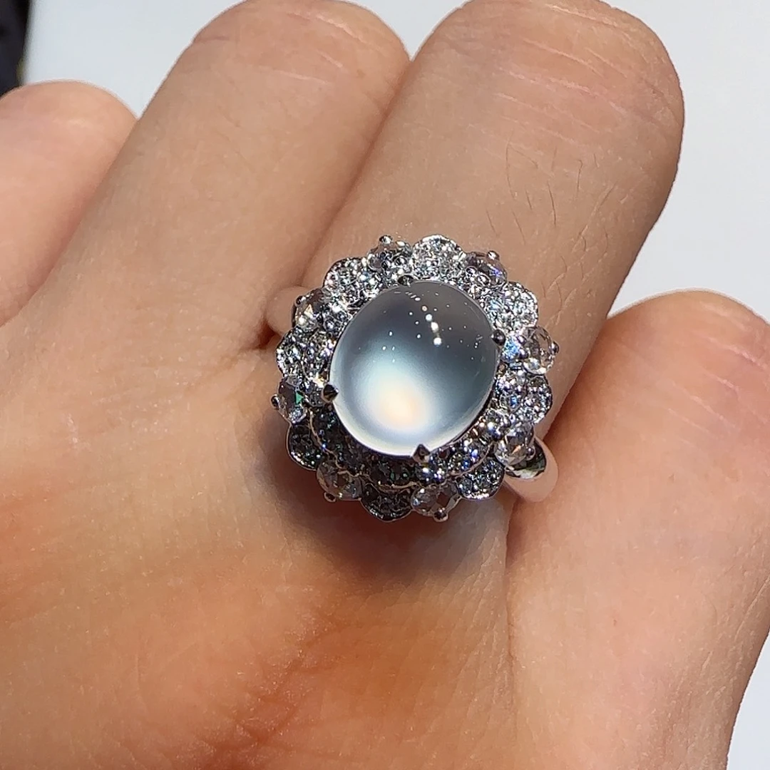 翡翠戒指18K金镶嵌戒指