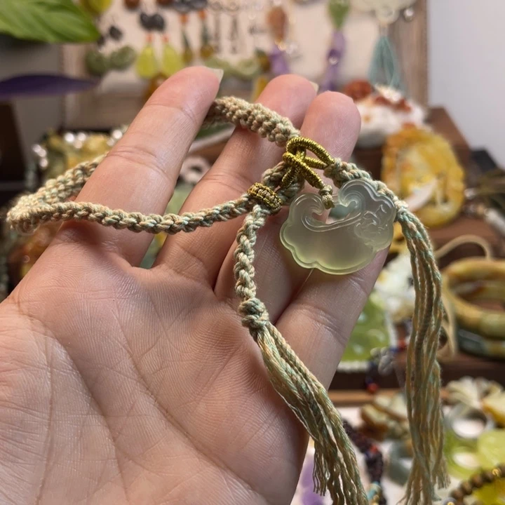 蛇纹石玉未镶嵌手链