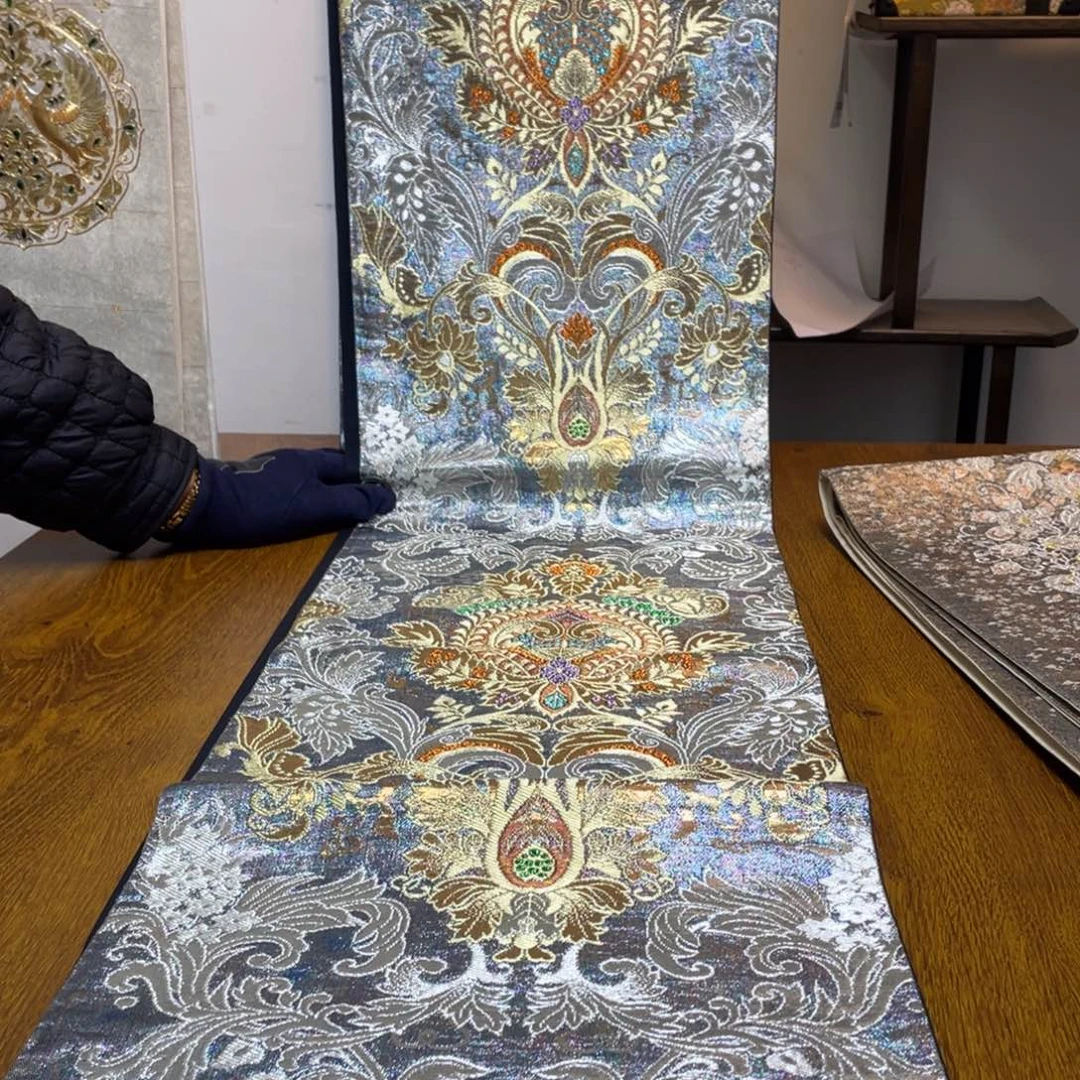 织绣织锦缎，织锦缎