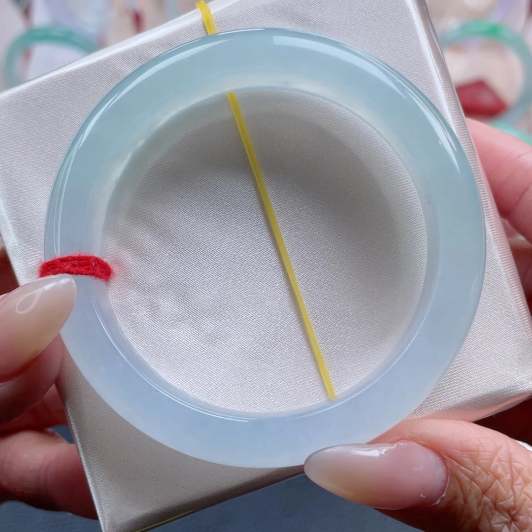 未镶嵌手镯翡翠53.2圈 半山水天空蓝 大万微瑕捡漏 18号