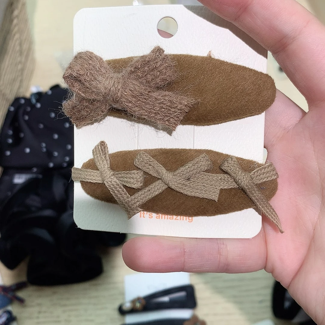 布艺铁合金黄色蝴蝶结拜拜