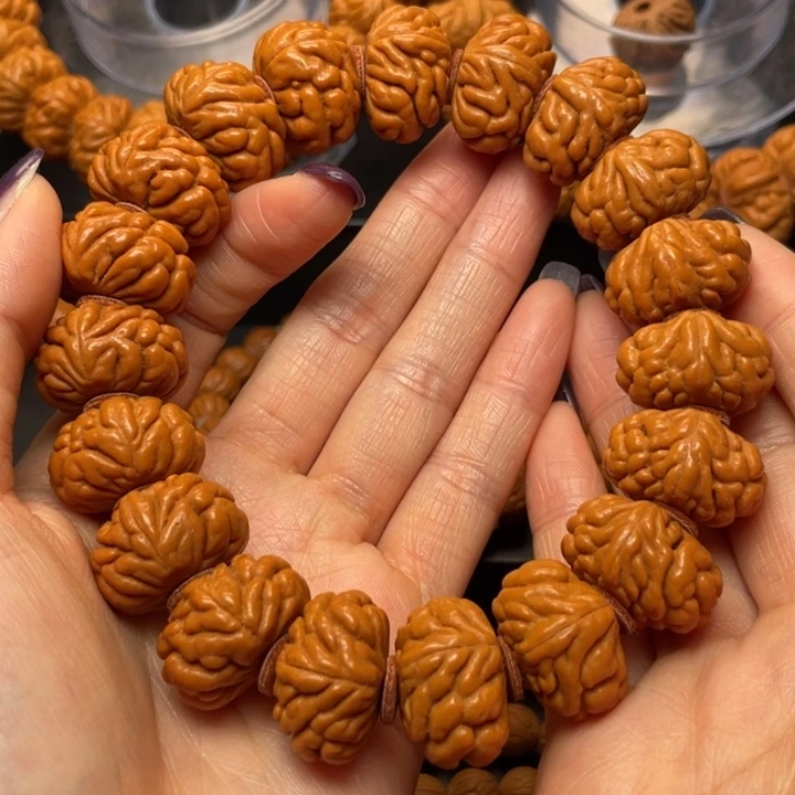 桃核手串龙纹桃核6