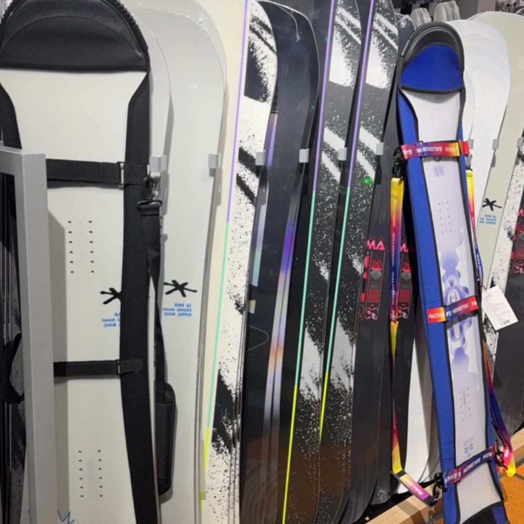 断码清仓滑雪装备瑕疵特价滑雪单板