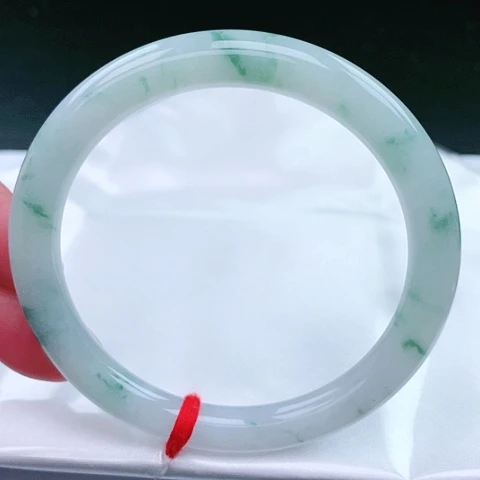 翡翠手镯（圆镯）未镶嵌3号