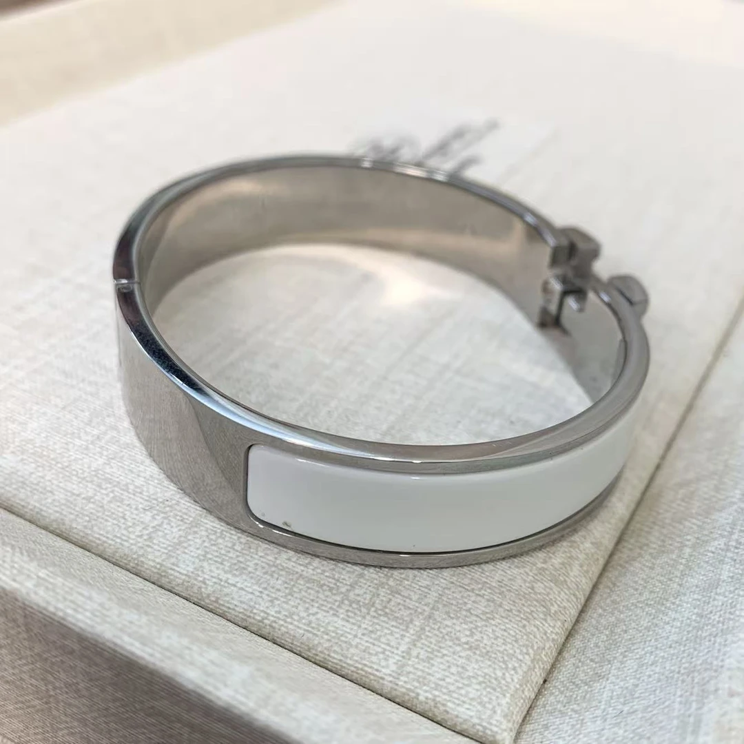 钛钢手镯 气质轻奢复古时尚百搭高级感女士金色手链S036