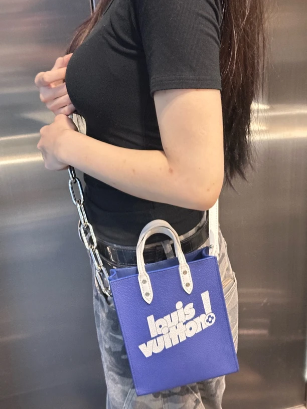 95新 LouisVuitton/路易威登 时尚全皮新款手提斜挎包