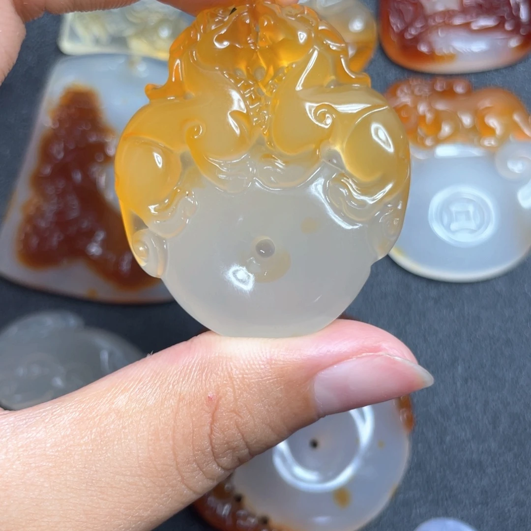 未镶嵌颈饰玛瑙/玉髓