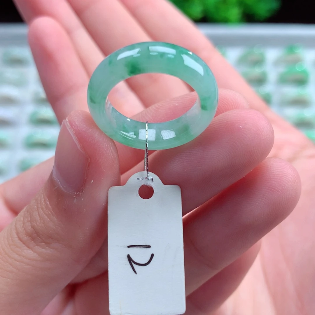 未镶嵌戒指翡翠天然