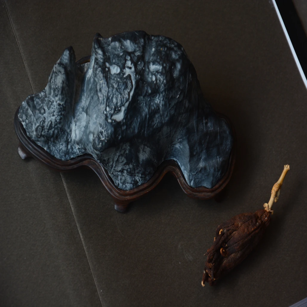 羿良案上清供文房茶室天然灵璧石摆件装饰奇石景观石赏石玩石