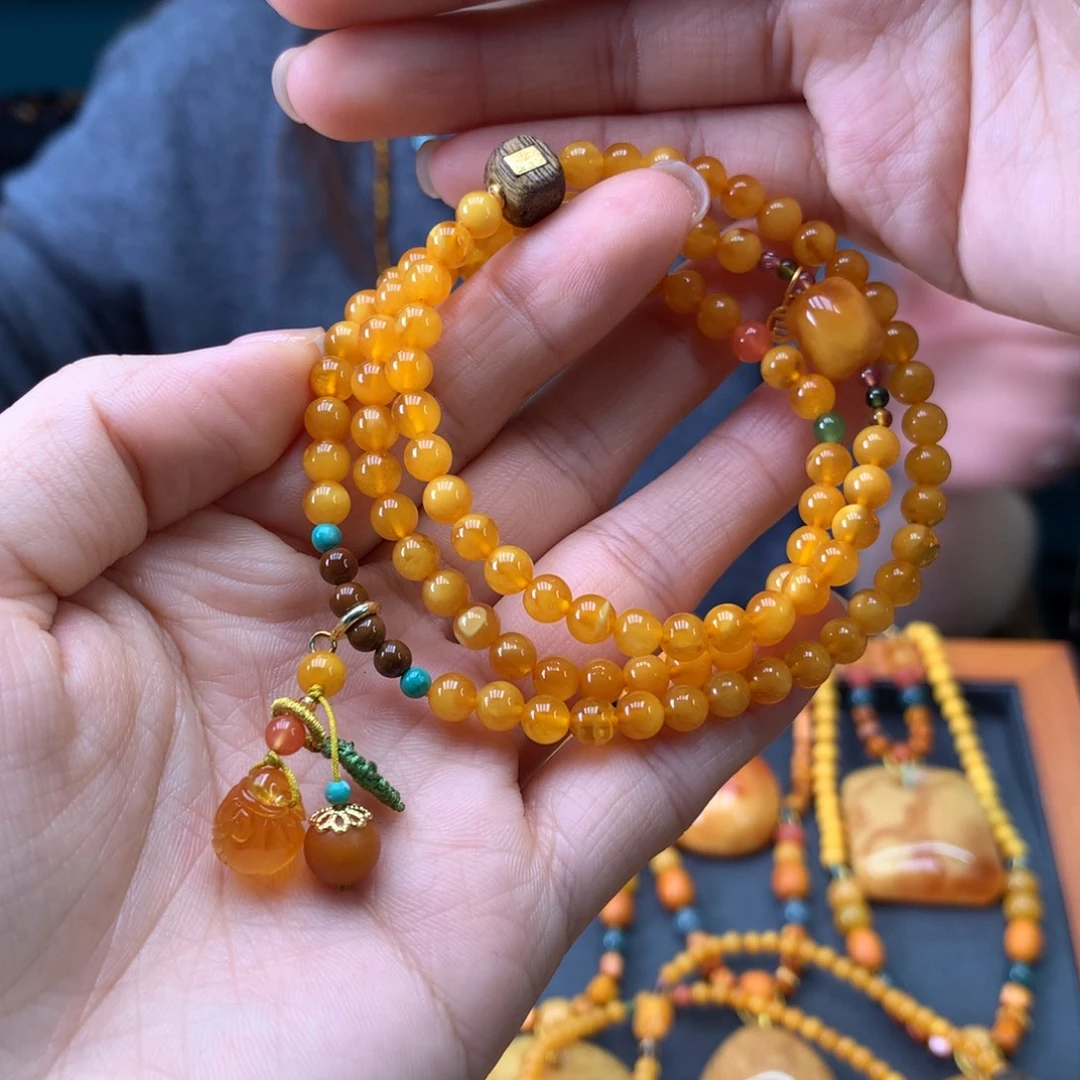 蜜蜡未镶嵌手串多样性发