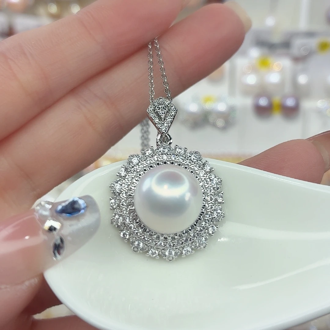 淡水珍珠合金颈饰