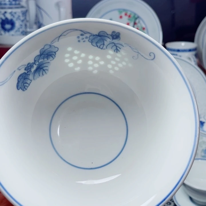青花玲珑6寸面碗葡萄