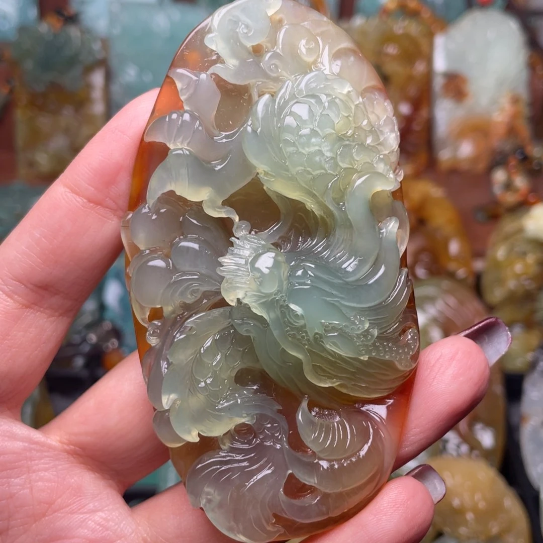 蛇纹石玉颈饰未镶嵌七**都