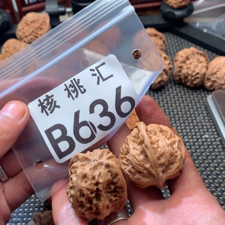 吊坠文玩核桃野狼