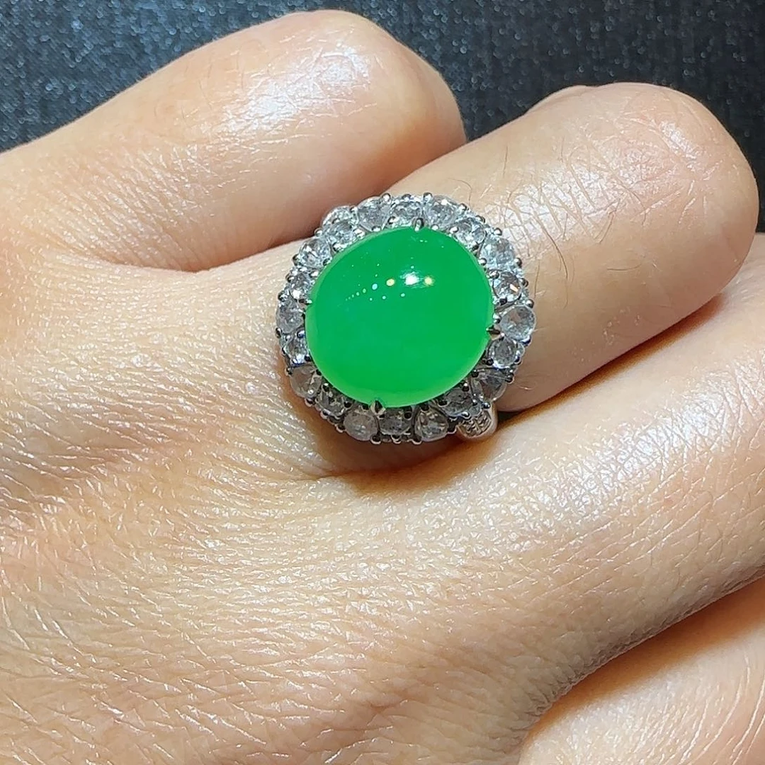 翡翠18K金镶嵌戒指戒指