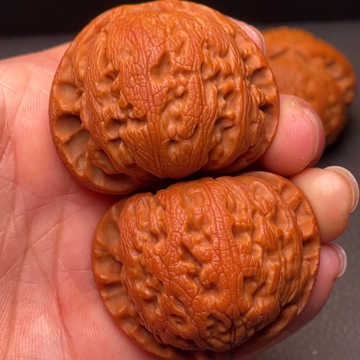 文玩核桃吊坠秦岭野生核桃