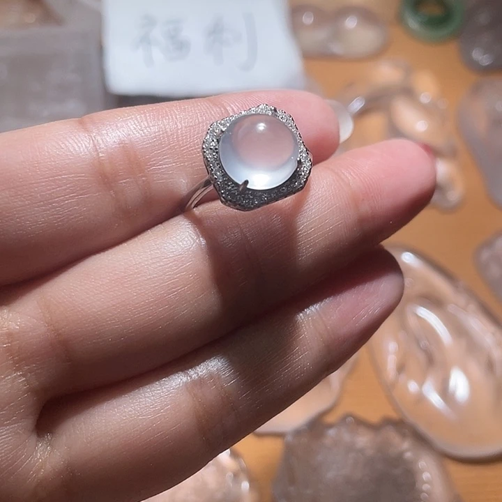 合金石英质玉戒指