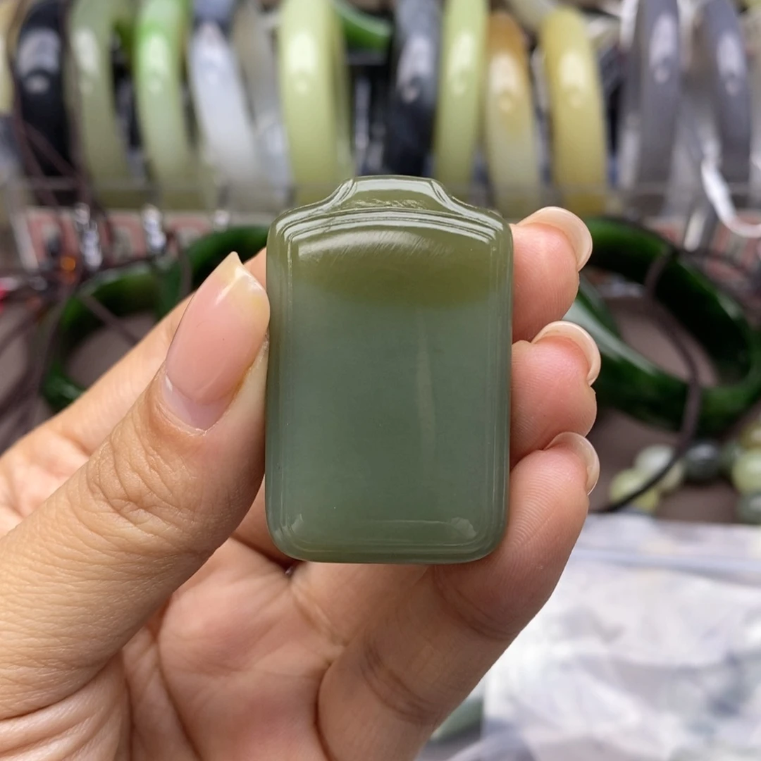 和田玉吊坠(不含链)未镶嵌咸*儿