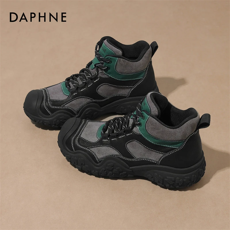 达芙妮春季新款休闲运动鞋简约百搭潮流鞋女防滑登山靴女靴防滑