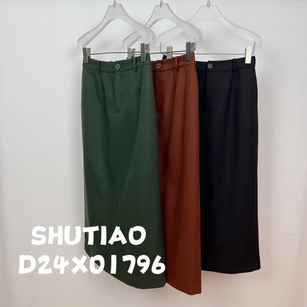 【SHUTIAO】2024秋冬：新款小众设计款裙子D24X01796