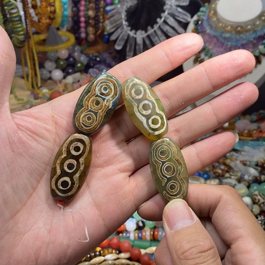 未镶嵌，藏传六眼风化老天珠21×39mm，石英质玉