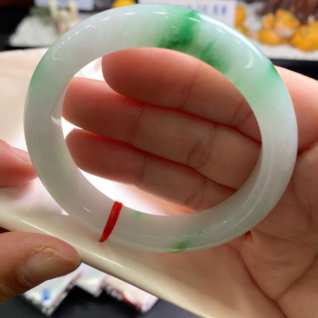 翡翠未镶嵌手镯56.2正圈