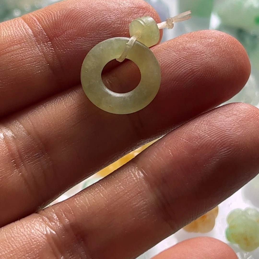 定制翡翠未镶嵌甜甜圈