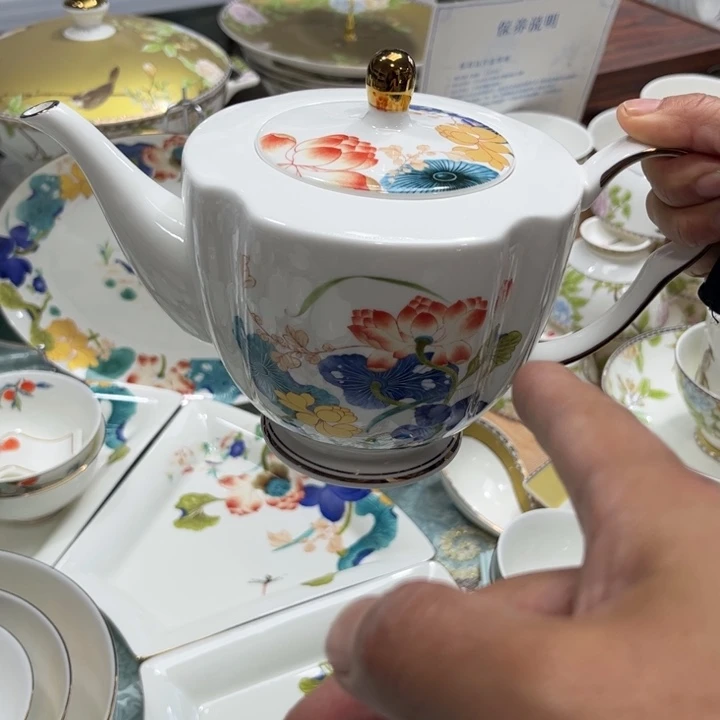 瓷片荷塘壶一个哇塞