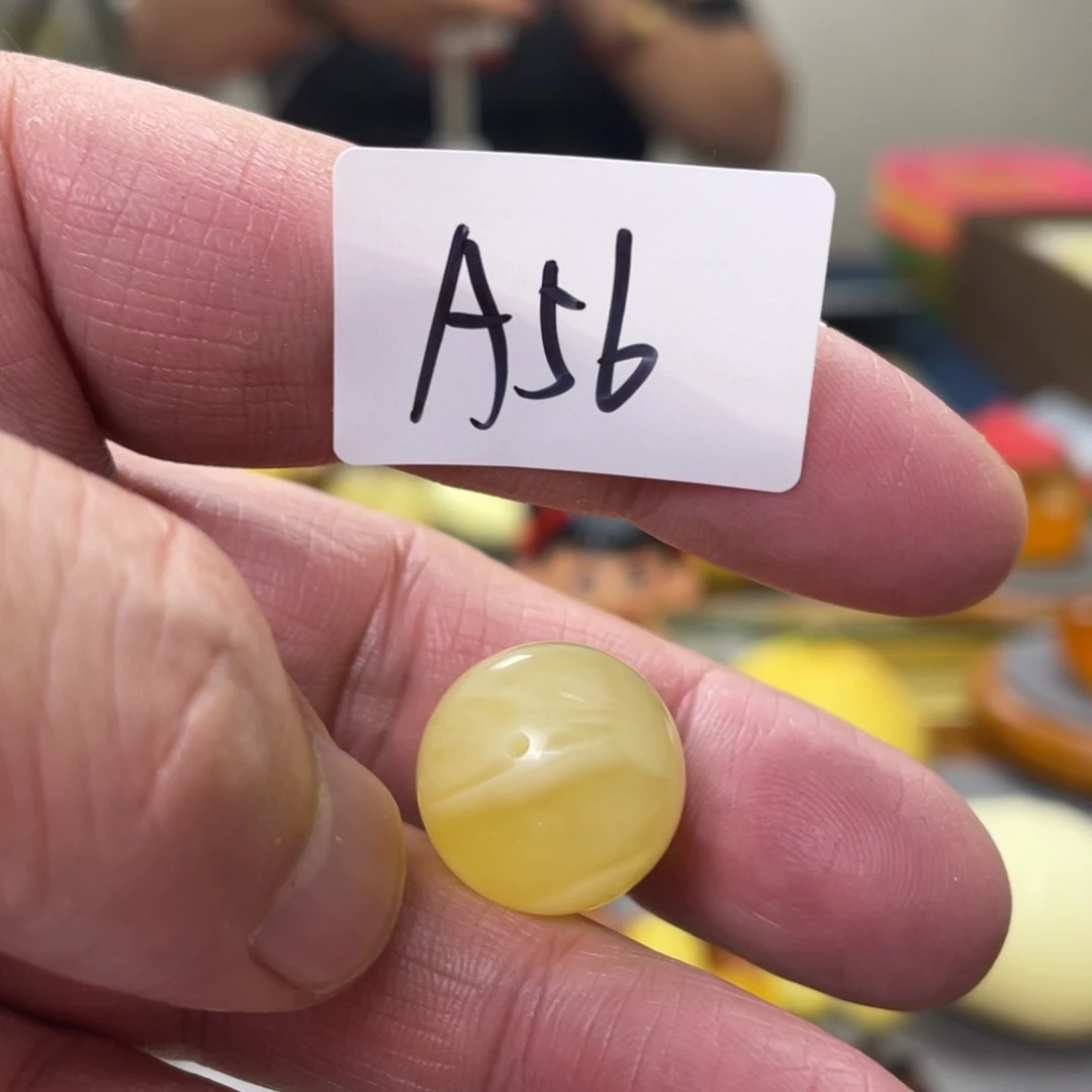 手链琥珀未镶嵌多样性发，发其中一件