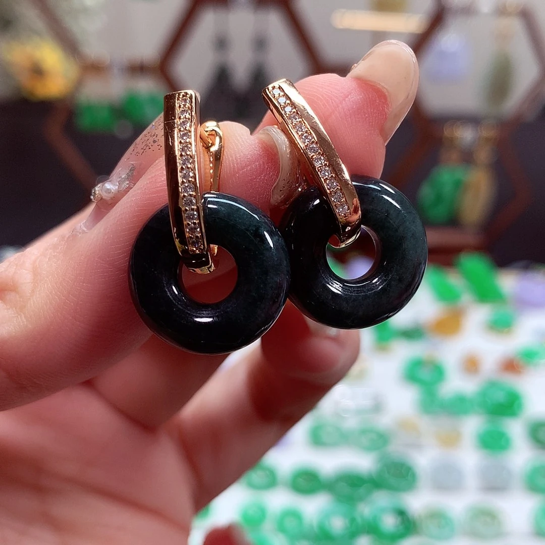 翡翠耳饰未镶嵌天然翡翠