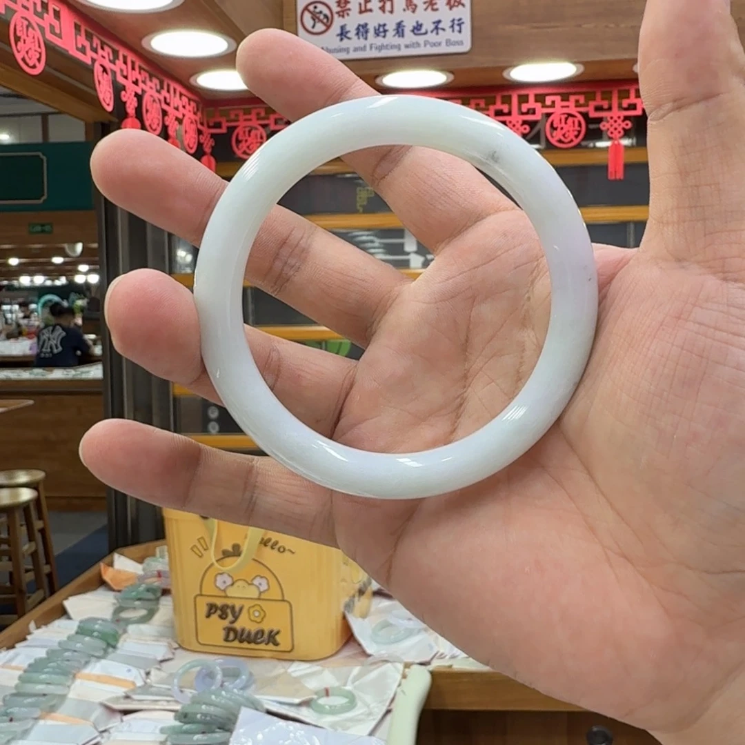 a***t翡翠手镯未镶嵌翡翠