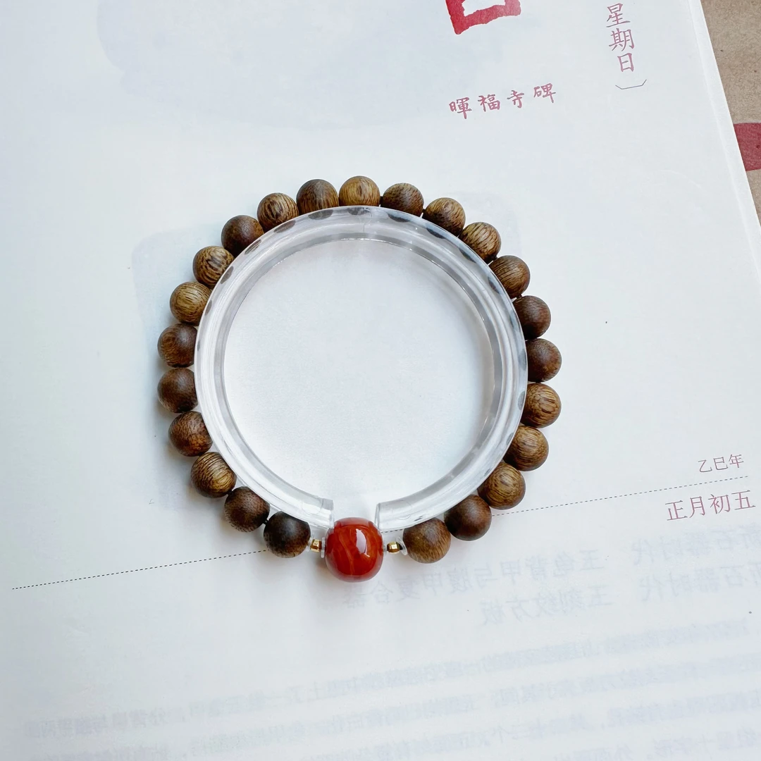 【金玉 】18k奇楠沉香莺歌绿07mm圆珠南红单圈手串