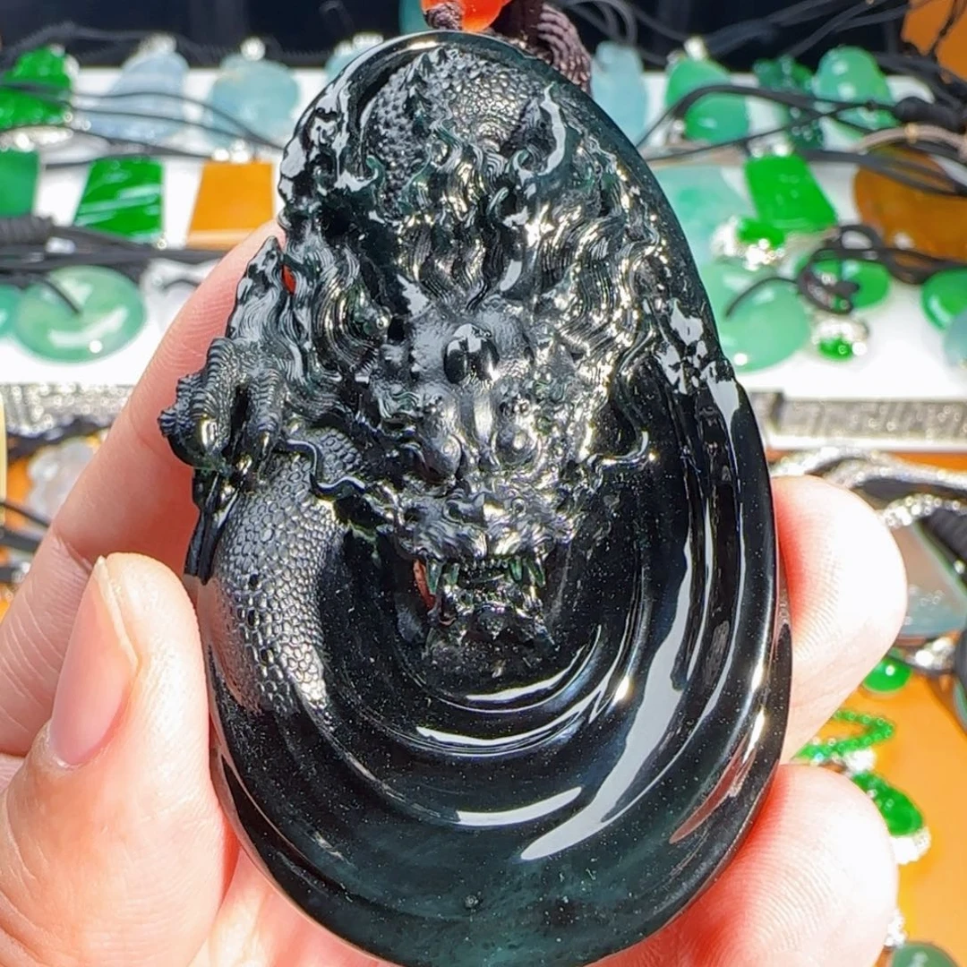 翡翠未镶嵌颈饰墨翠大龙牌