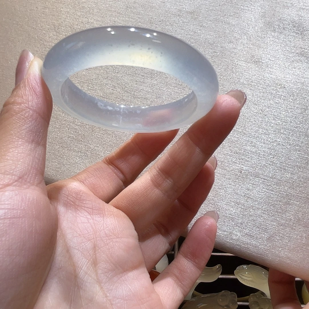 玛瑙/玉髓未镶嵌手镯