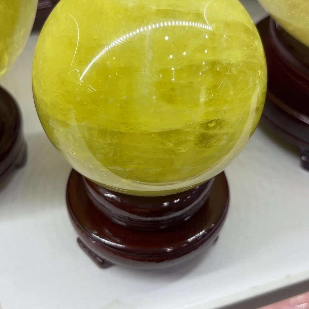 小***月未镶嵌珠宝半成品水晶