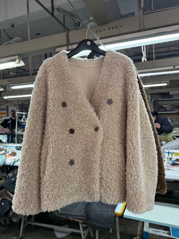 毛毛韩版冬季加厚保暖加绒外套