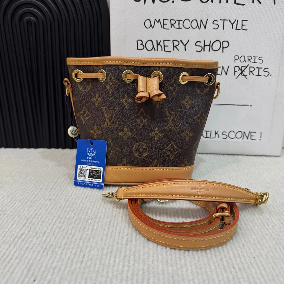 95新 LouisVuitton/路易威登 lvnoe nano水桶包芯片款
