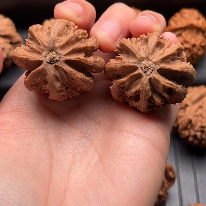 吊坠文玩核桃灯笼